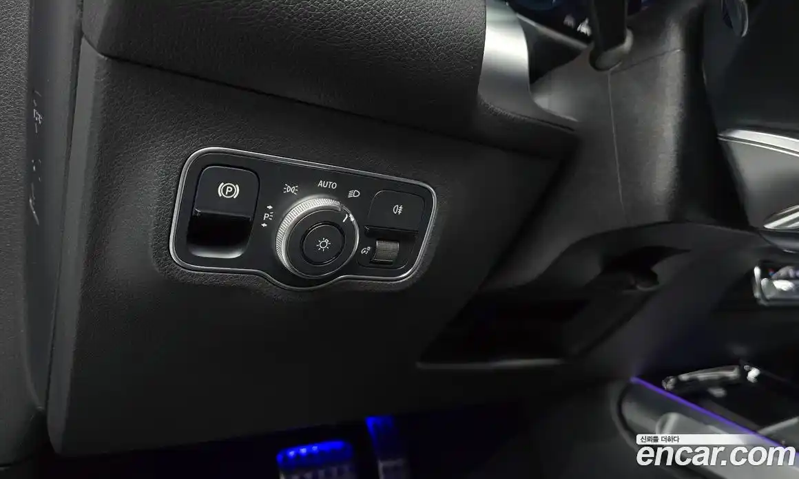 Mercedes-Benz GLB-Class 2023 2.0 Автомат в Москве № 220833, фото 2