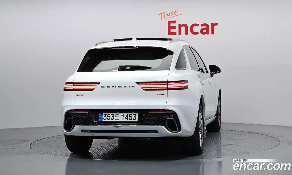 Genesis GV70 2023 2.5 Автомат в Москве № 22496, фото 1