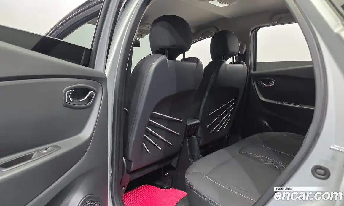 Renault QM3 2014 1.5 Автомат в Москве № 226715, фото 6