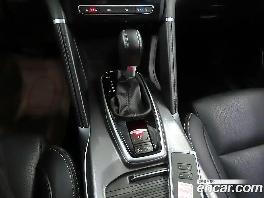 Renault QM6 2020 2.0 Автомат в Москве № 227452, фото 14