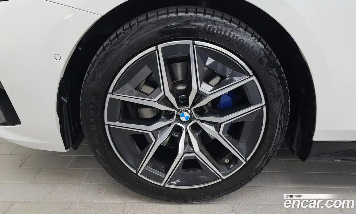 BMW 5-Series 2025 2.0 Автомат в Москве № 227967, фото 11