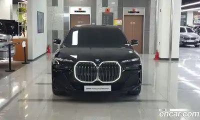 BMW 7-Series 2023 3.0 Автомат в Москве № 228954, миниатюра 3