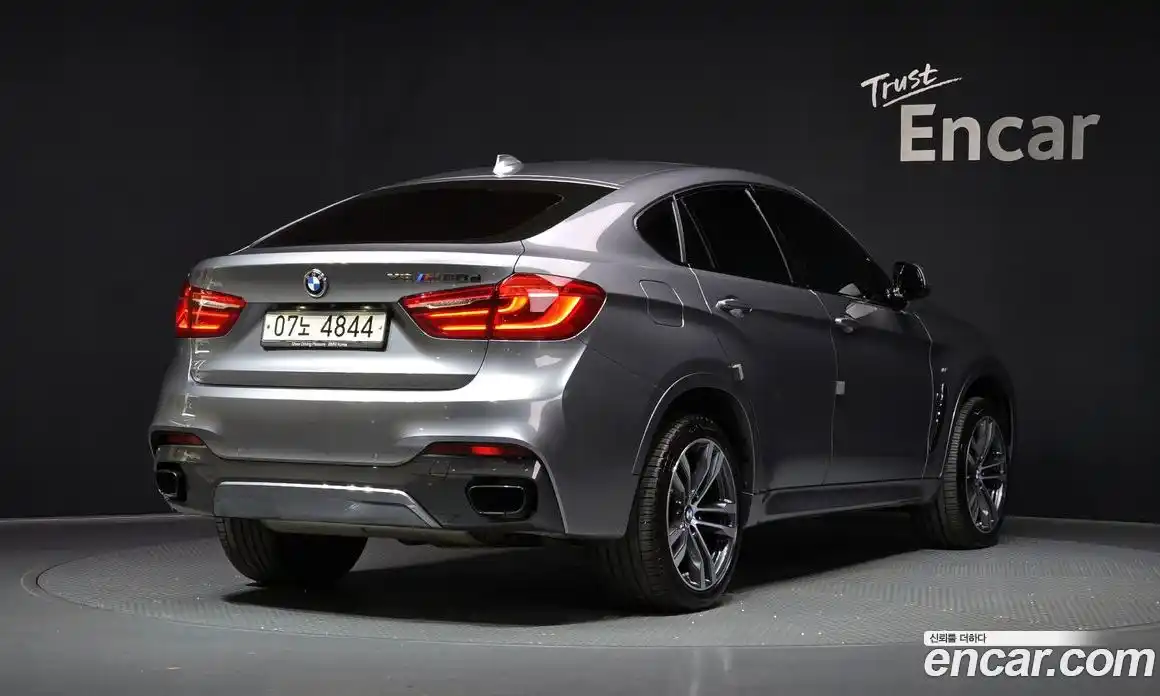 BMW X6 2018 3.0 Автомат в Москве № 229134, фото 2