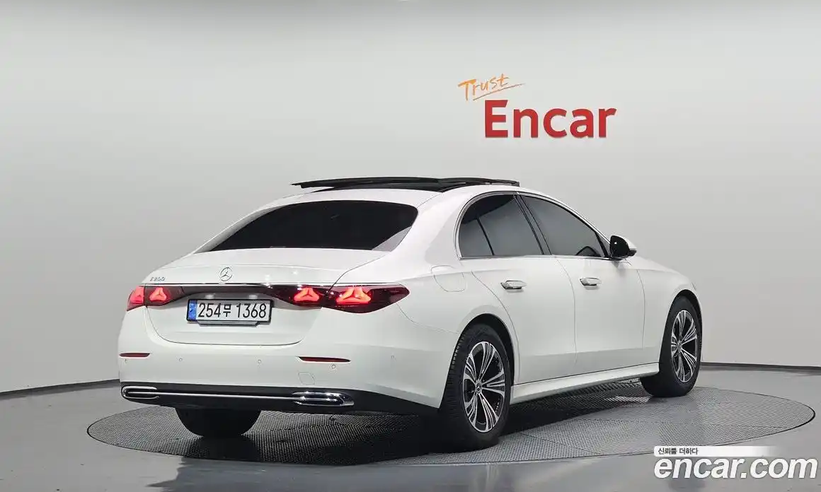 Mercedes-Benz E-Class 2025 2.0 Автомат в Москве № 229396, фото 13