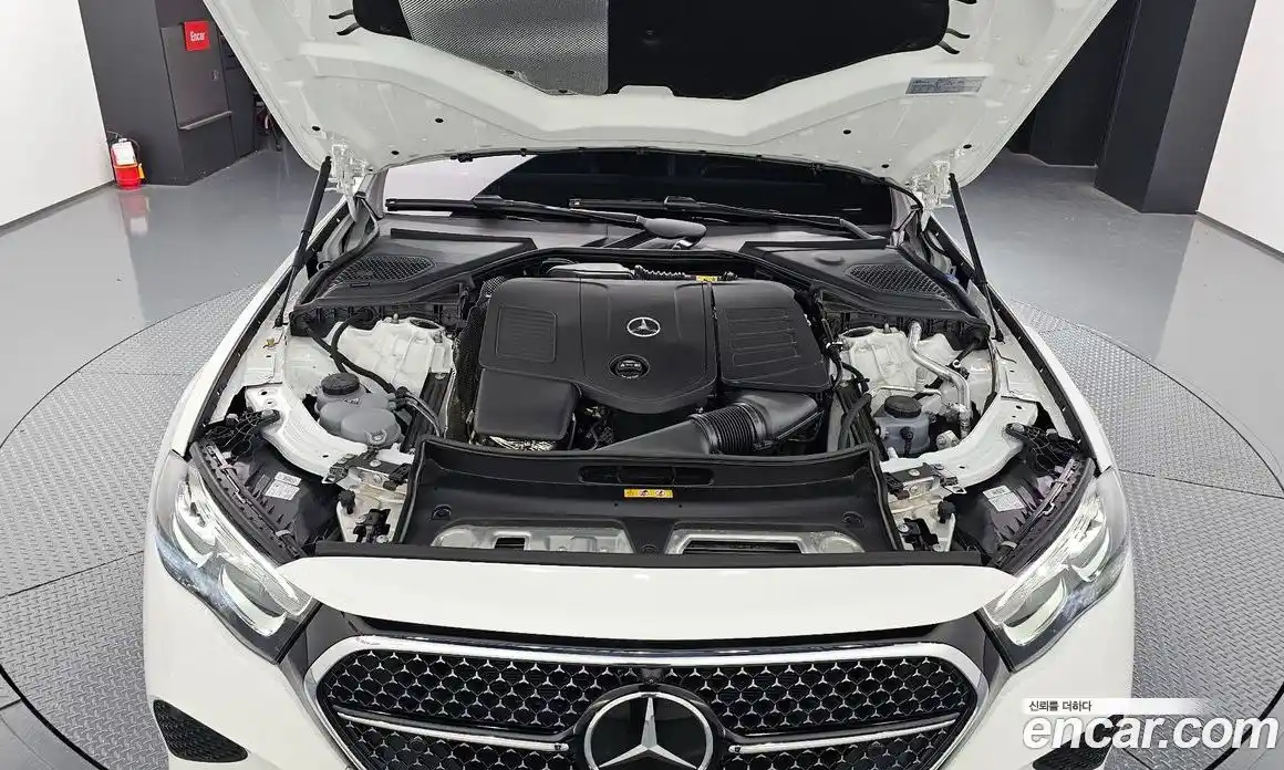 Mercedes-Benz E-Class 2025 2.0 Автомат в Москве № 229396, фото 9