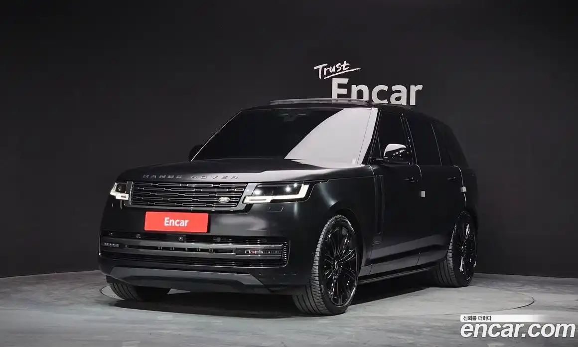 Land Rover Range-Rover 2024 4.4 Автомат в Москве № 231293, фото 2