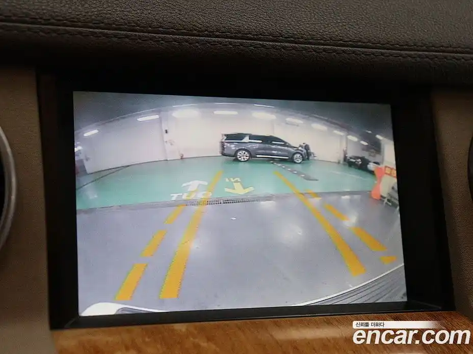 Land Rover Discovery 2013 3.0 Автомат в Москве № 231371, фото 10