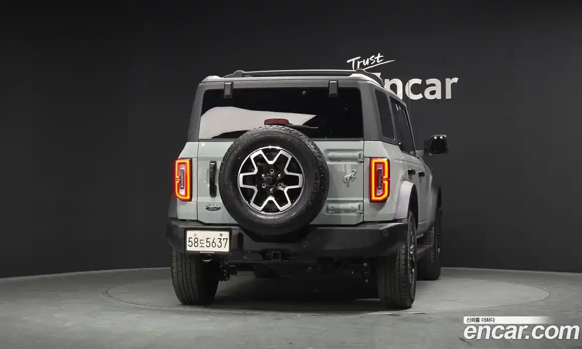 Ford Bronco 2023 2.7 Автомат в Москве № 233236, фото 7