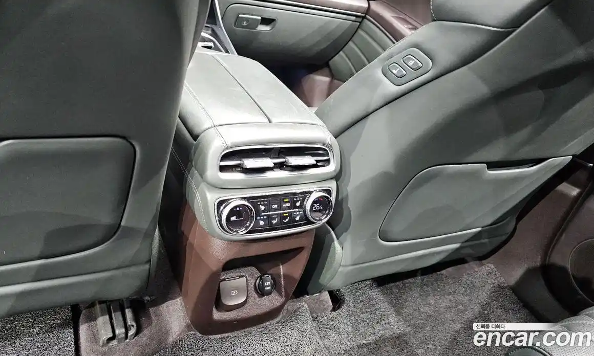 Genesis GV80 2020 2.5 Автомат в Москве № 23439, фото 15