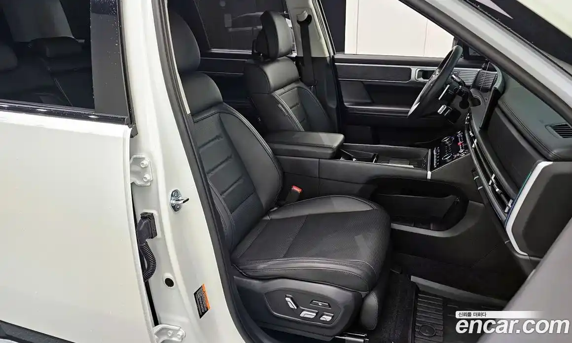 Hyundai Santa Fe 2024 2.5 Автомат в Москве № 243645, фото 6