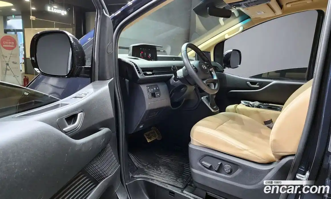 Hyundai Staria 2025 1.6 Автомат в Москве № 245687, фото 4