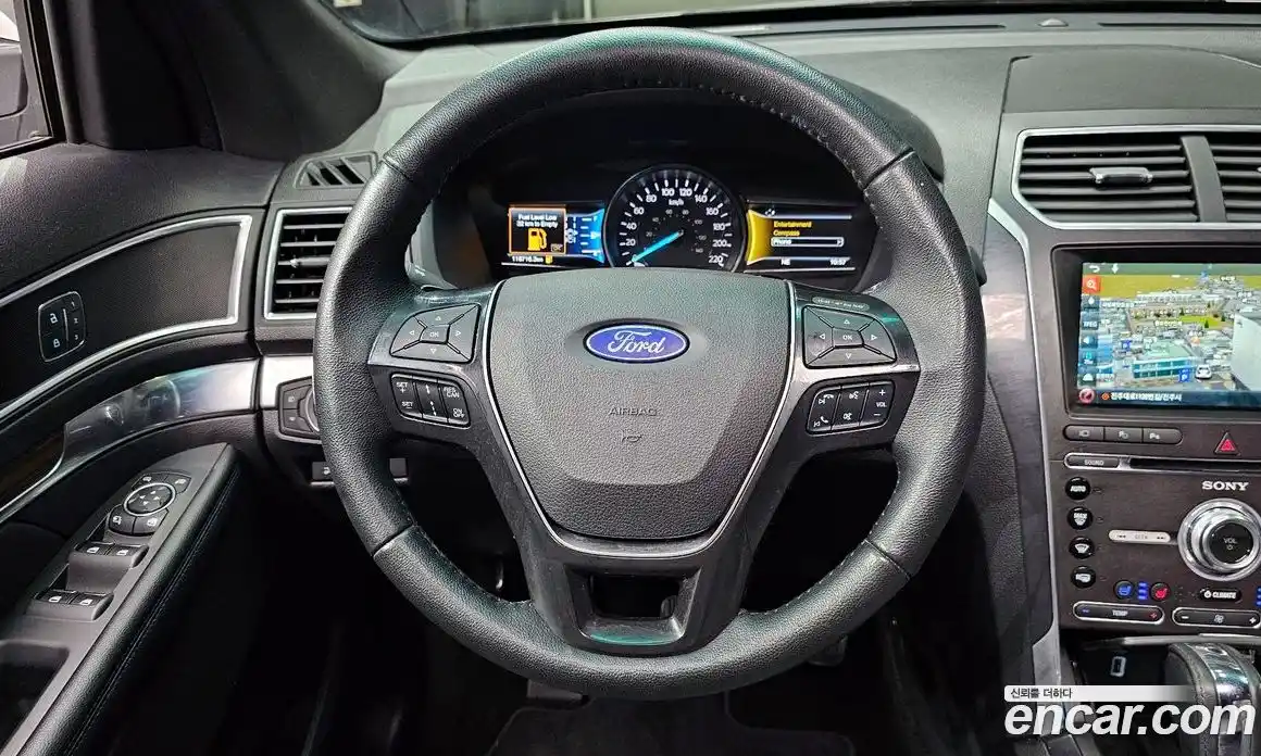 Ford Explorer 2017 2.3 Автомат в Москве № 255644, фото 13