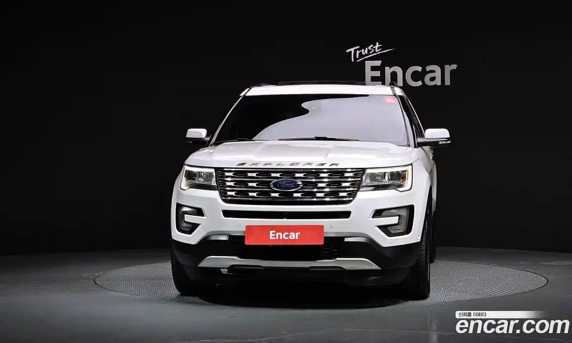 Ford Explorer 2017 2.3 Автомат в Москве № 255644, фото 3