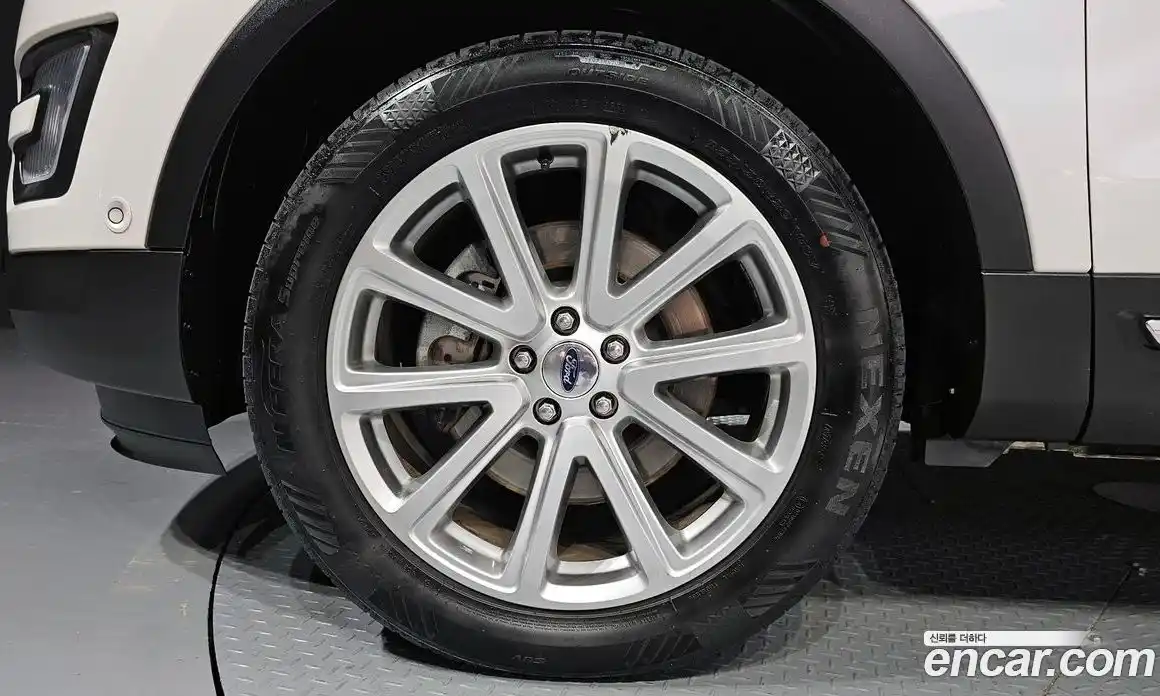 Ford Explorer 2017 2.3 Автомат в Москве № 255644, фото 5