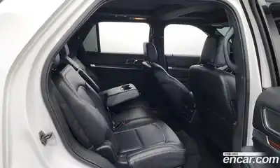 Ford Explorer 2018 2.3 Автомат в Москве № 255650, миниатюра 12