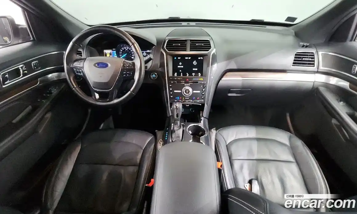 Ford Explorer 2018 2.3 Автомат в Москве № 255650, фото 7