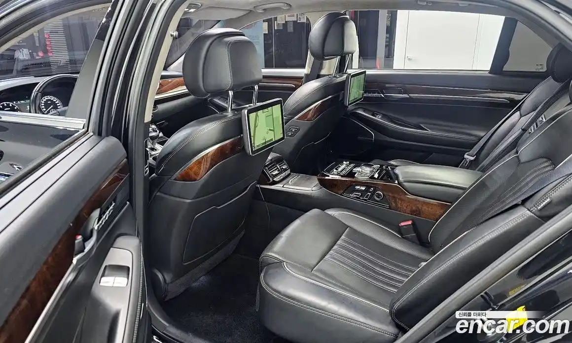 Genesis EQ900 2016 3.3 Автомат в Москве № 259832, фото 2