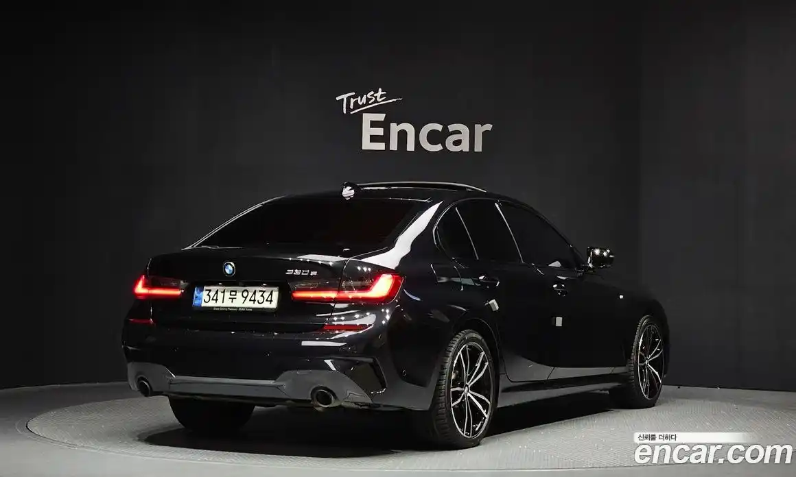 BMW 3-Series 2021 2.0 Автомат в Москве № 260178, фото 19