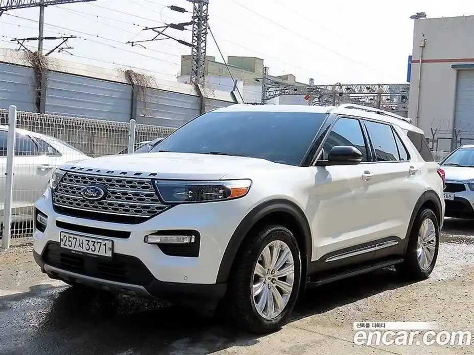 Ford Explorer 2020 2.3 Автомат в Москве № 282080, фото 2