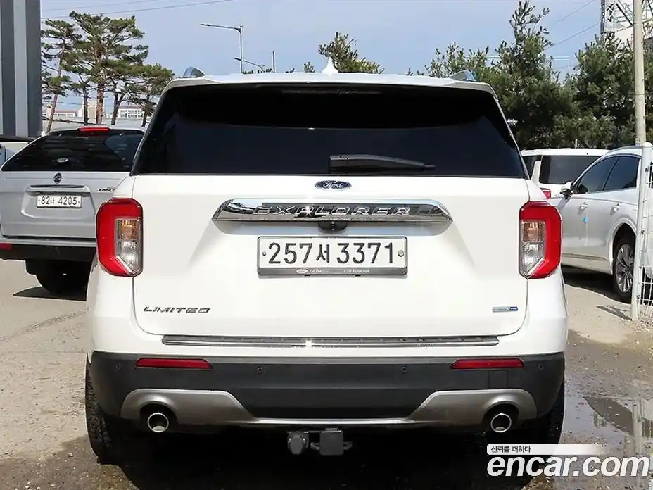 Ford Explorer 2020 2.3 Автомат в Москве № 282080, фото 4