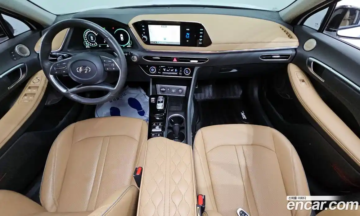 Hyundai Sonata 2022 1.6 Автомат в Москве № 284221, фото 10