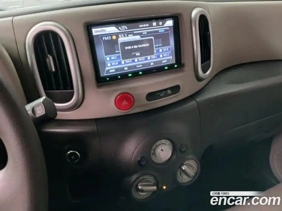 Nissan Cube 2011 1.8 Автомат в Москве № 284982, фото 13