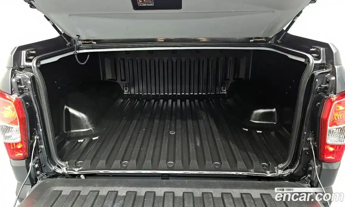 SsangYong Rexton 2019 2.2 Автомат в Москве № 30067, фото 5