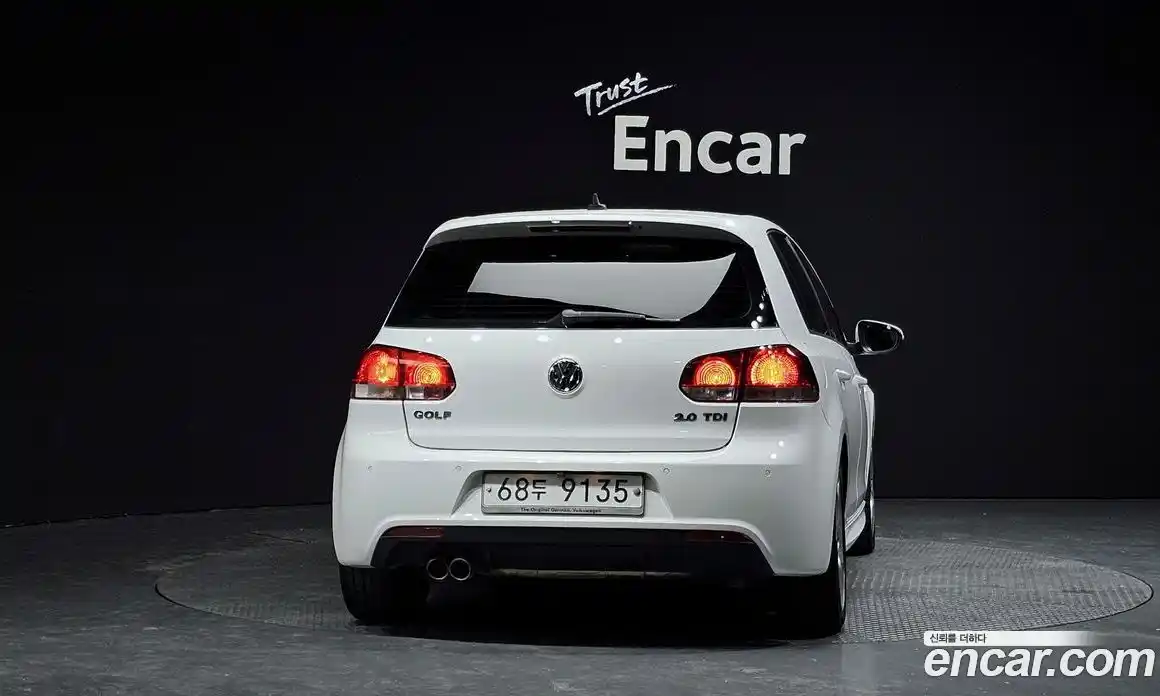 Volkswagen Golf 2013 2.0 Автомат в Москве № 301514, фото 2