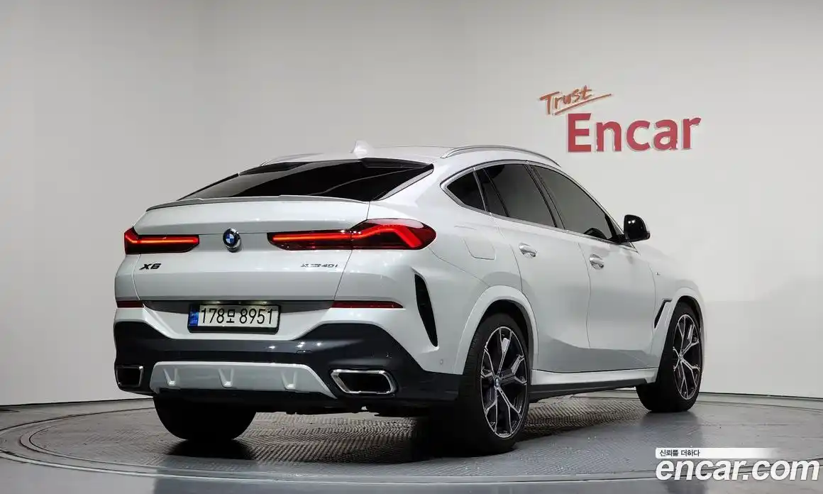 BMW X6 2022 3.0 Автомат в Москве № 302995, фото 2