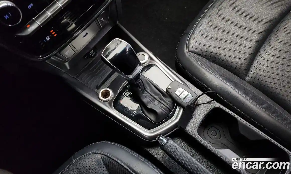 SsangYong TIBOLI 2022 1.5 Автомат в Москве № 30632, фото 1