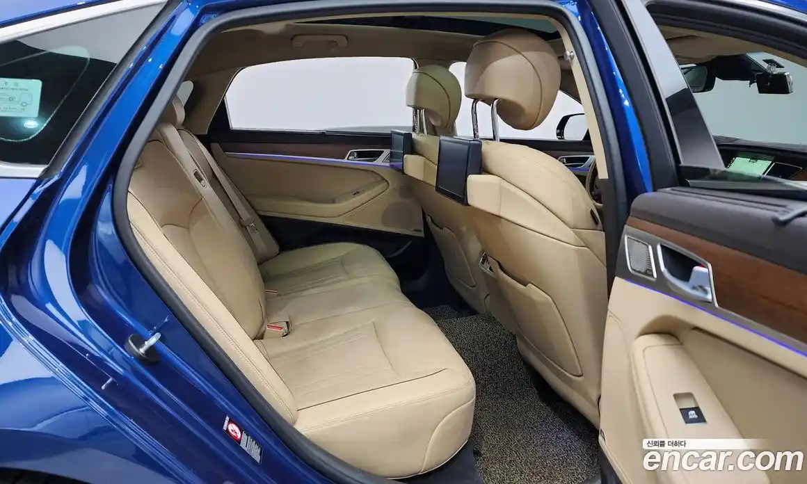 Genesis G80 2017 3.3 Автомат в Москве № 309094, фото 16