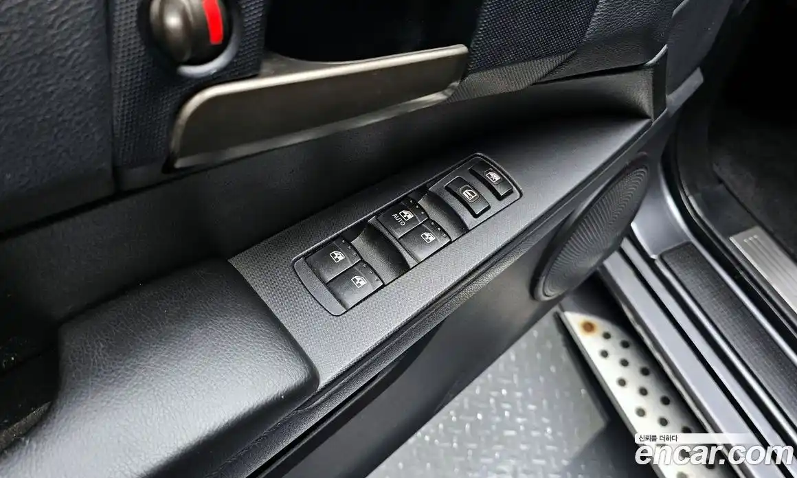 SsangYong Korando 2015 2.0 Автомат в Москве № 31108, фото 16