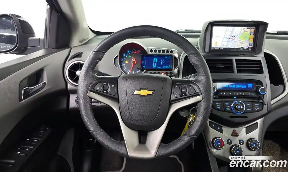 Chevrolet Aveo 2016 1.4 Автомат в Москве № 314666, фото 13
