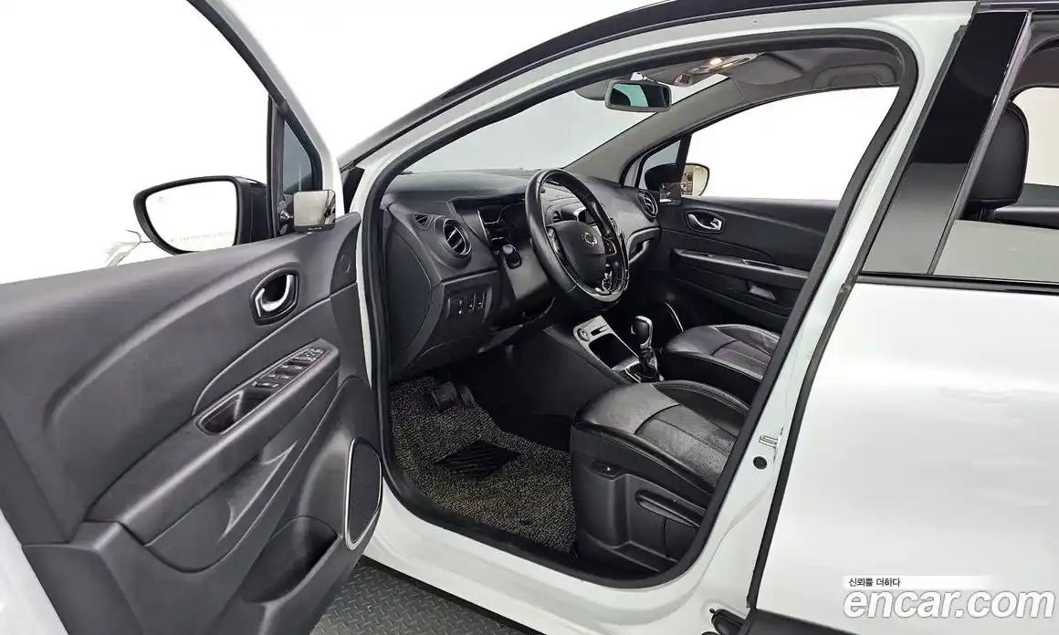 Renault QM3 2018 1.5 Автомат в Москве № 316302, фото 5