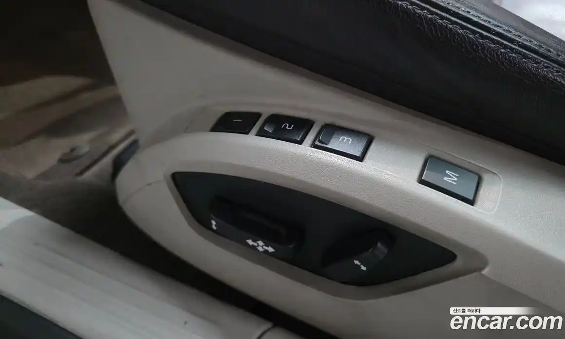 Volvo V40 2015 1.6 Автомат в Москве № 344177, фото 19