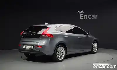 Volvo V40 2015 1.6 Автомат в Москве № 344177, миниатюра 2