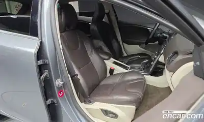 Volvo V40 2015 1.6 Автомат в Москве № 344177, миниатюра 10