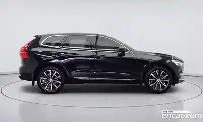 Volvo XC60 2023 2.0 Автомат в Москве № 344323, миниатюра 3