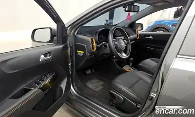 Kia Morning 2023 1.0 Автомат в Москве № 359490, миниатюра 10