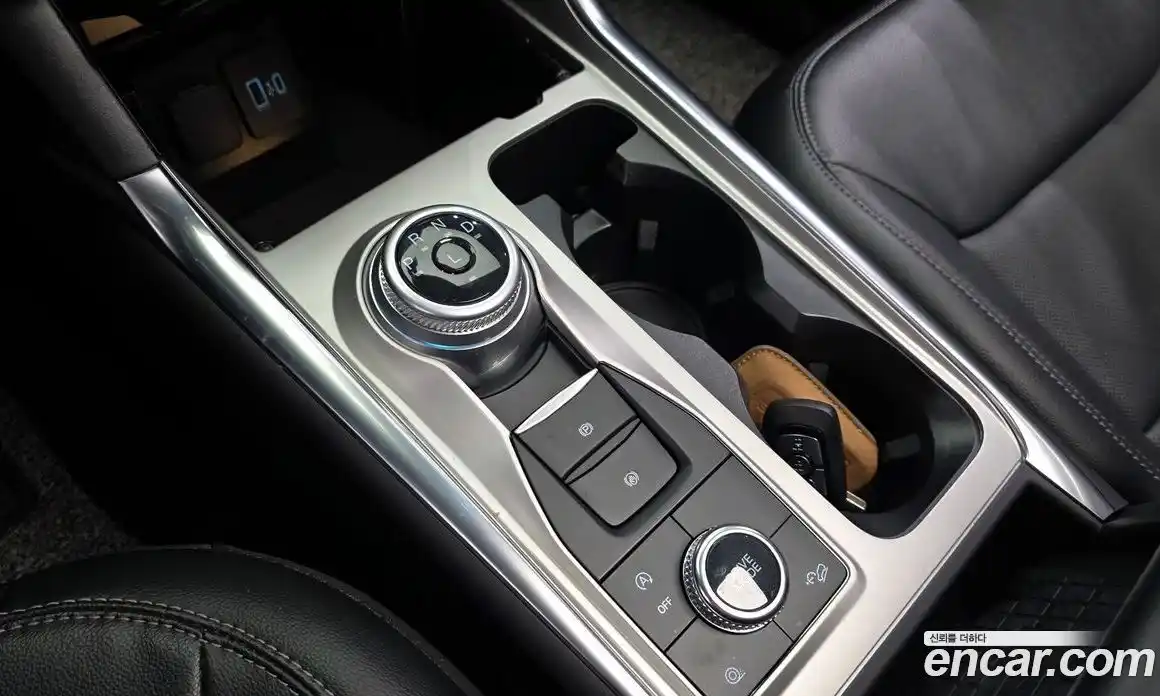 Ford Explorer 2023 2.3 Автомат в Москве № 361783, фото 9