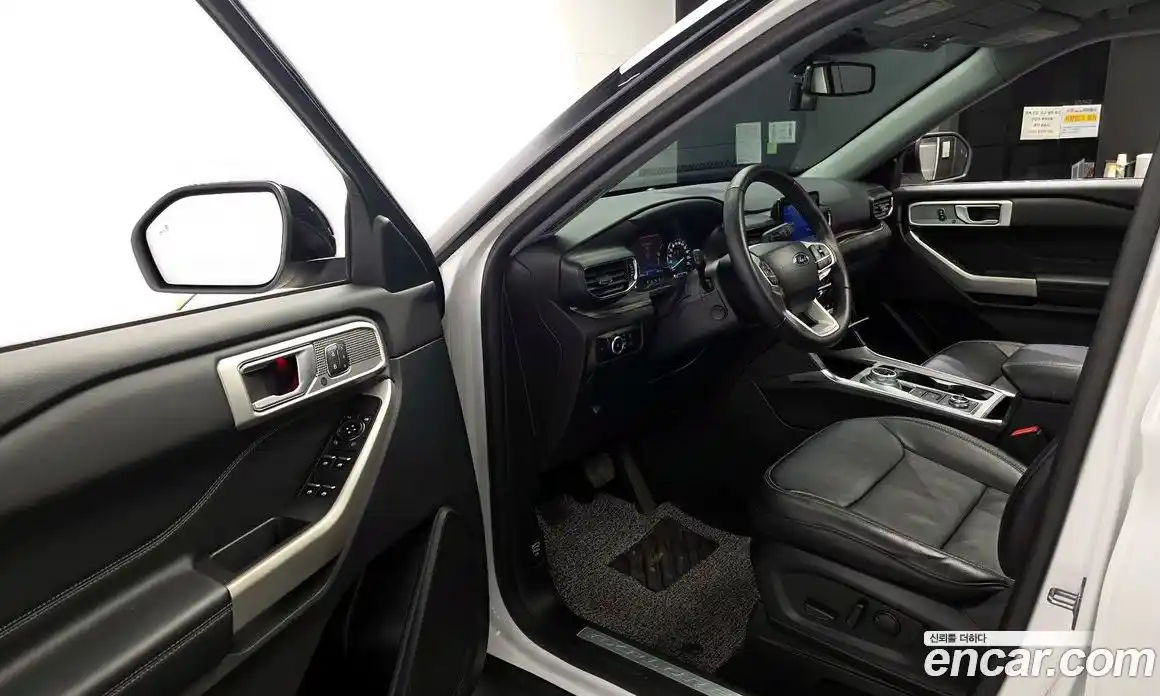 Ford Explorer 2023 2.3 Автомат в Москве № 361783, фото 10