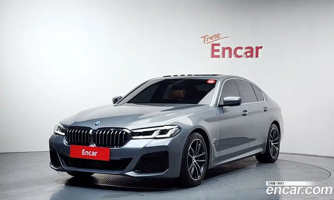 BMW 5-Series 2023 2.0 Автомат в Москве № 364127, фото 1