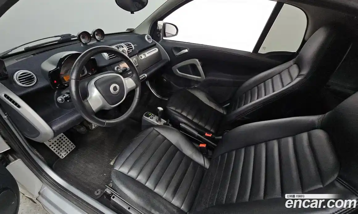 Smart Fortwo 2014 1.0 Автомат в Москве № 376042, фото 7