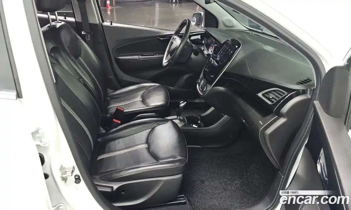 Chevrolet Spark 2019 1.0 Автомат в Москве № 39368, фото 17