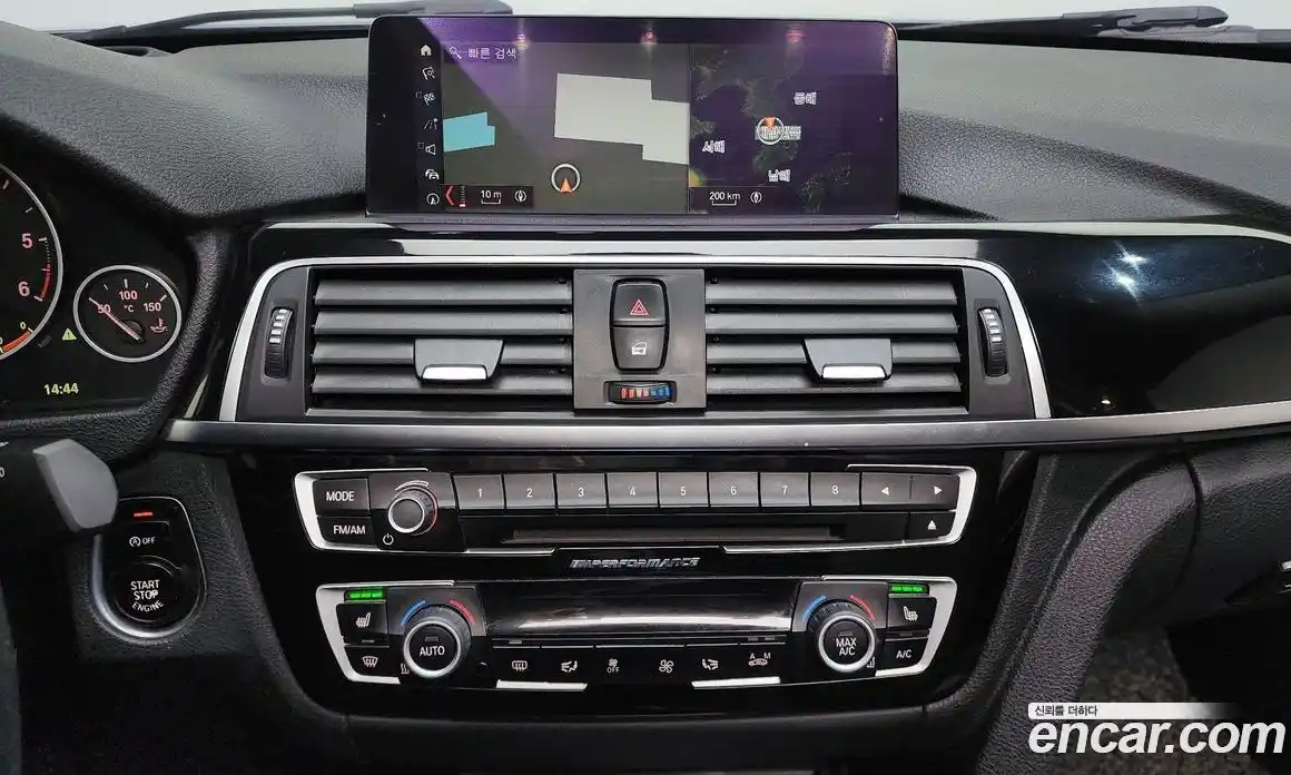 BMW 3-Series 2018 2.0 Автомат в Москве № 408171, фото 16