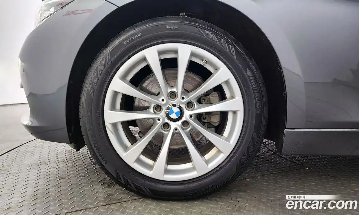 BMW 3-Series 2018 2.0 Автомат в Москве № 408171, фото 5