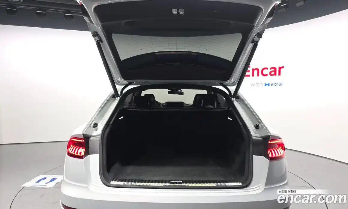 Audi Q8 2021 3.0 Автомат в Москве № 414411, фото 20