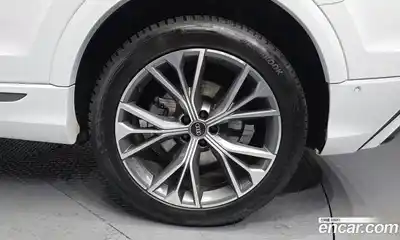 Audi Q8 2021 3.0 Автомат в Москве № 414411, миниатюра 5