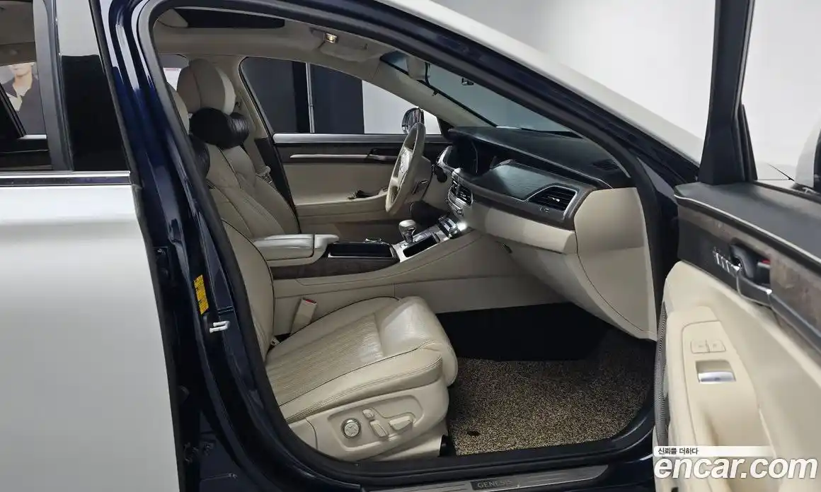 Genesis G90 2019 3.3 Автомат в Москве № 419870, фото 11