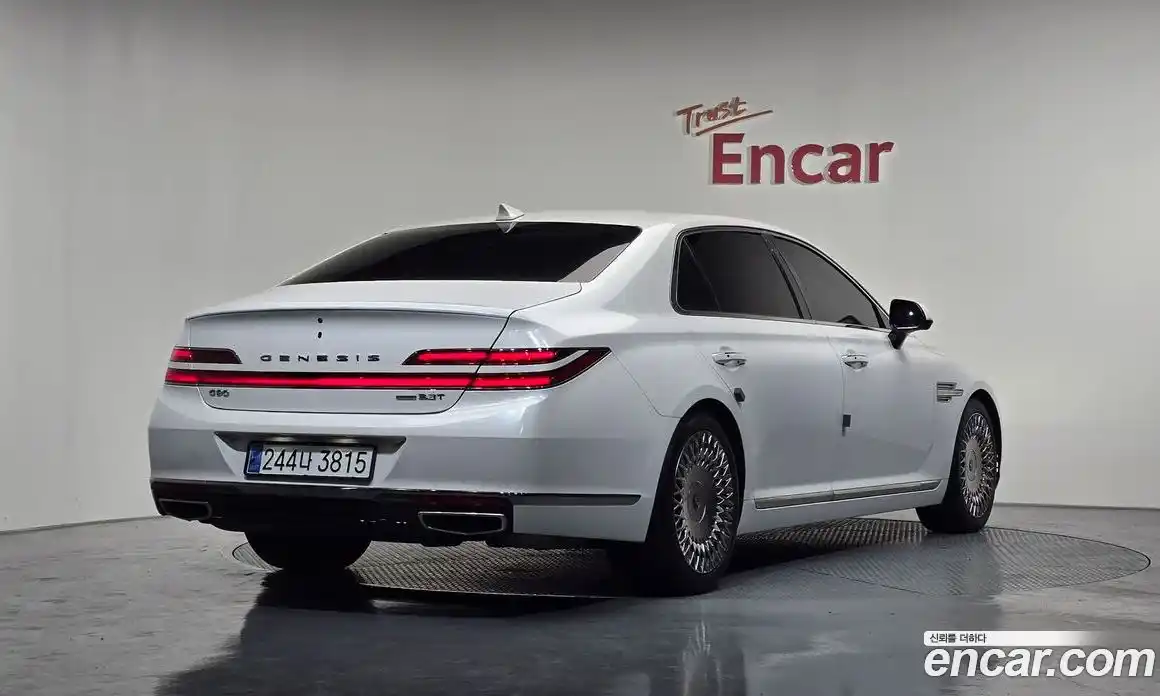 Genesis G90 2019 3.3 Автомат в Москве № 419870, фото 2